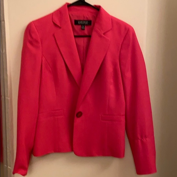 Blazer - Picture 1 of 3